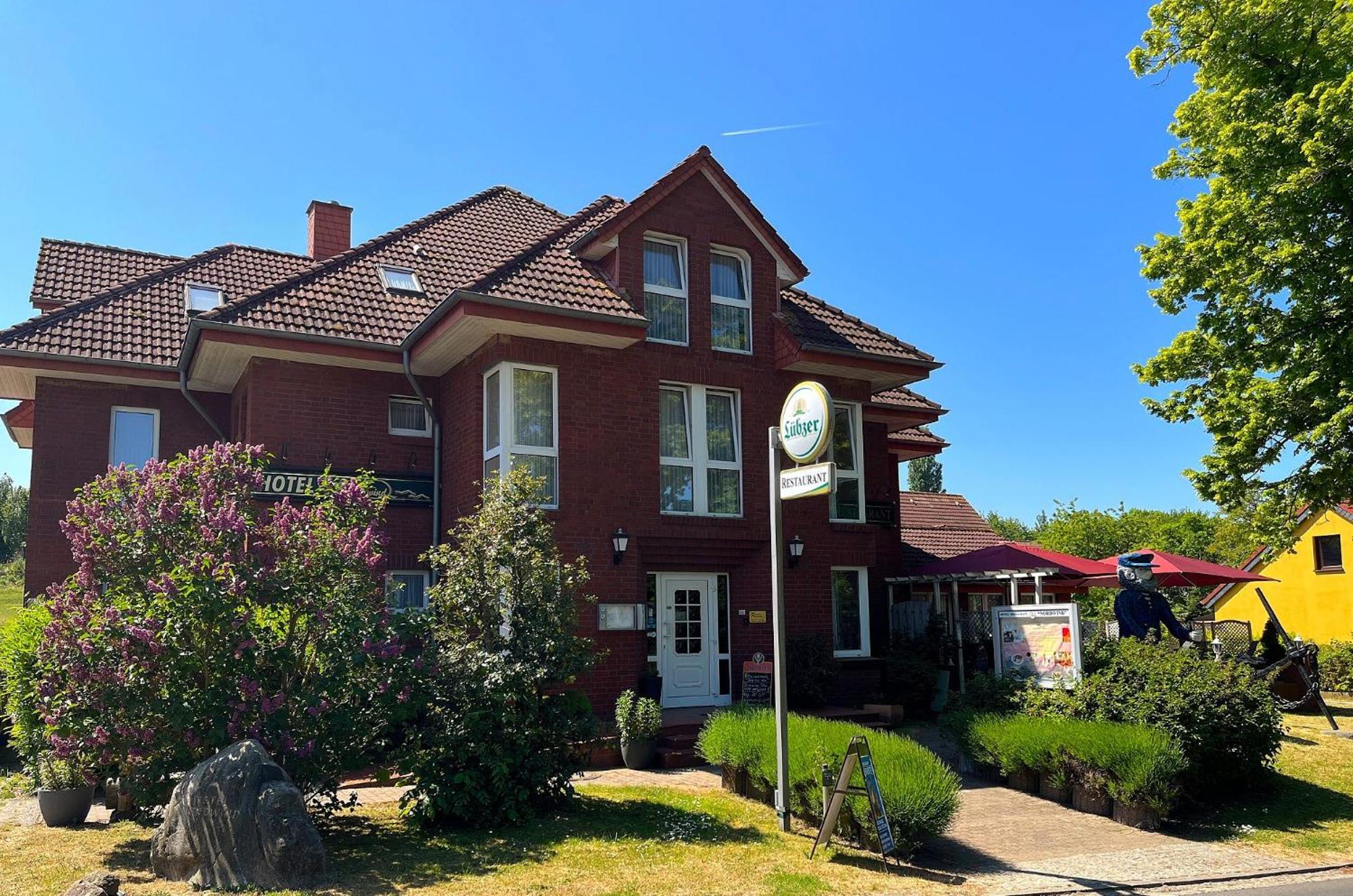 Hotel Nordwind Lohme Buitenkant foto