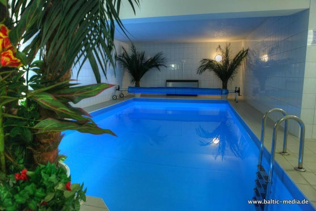 Hotel Nordwind Lohme Buitenkant foto