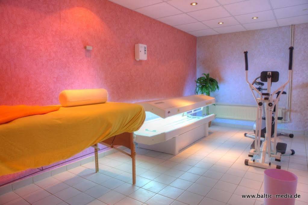 Hotel Nordwind Lohme Buitenkant foto